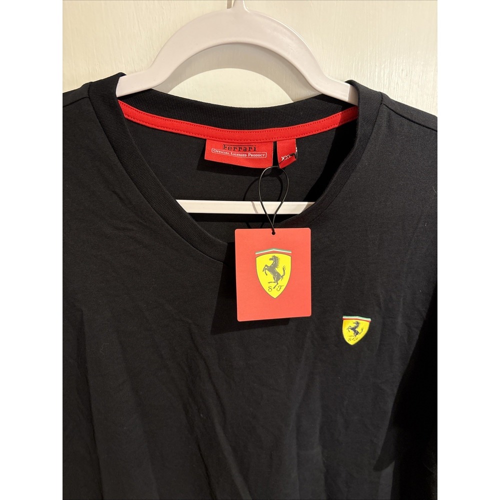 Scuderia Ferrari Shirt Mens 2XL Black V Neck Luxury Fashion Cars Logo